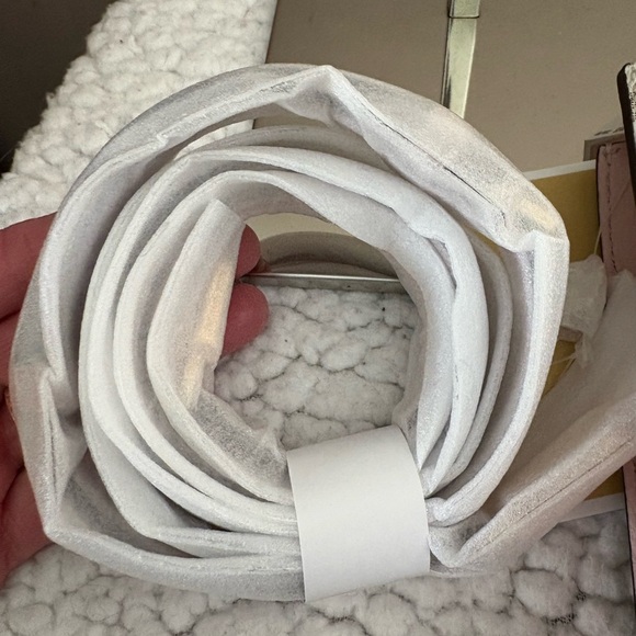 Michael Kors Cream and Pink Mini Bag - Picture 10 of 16